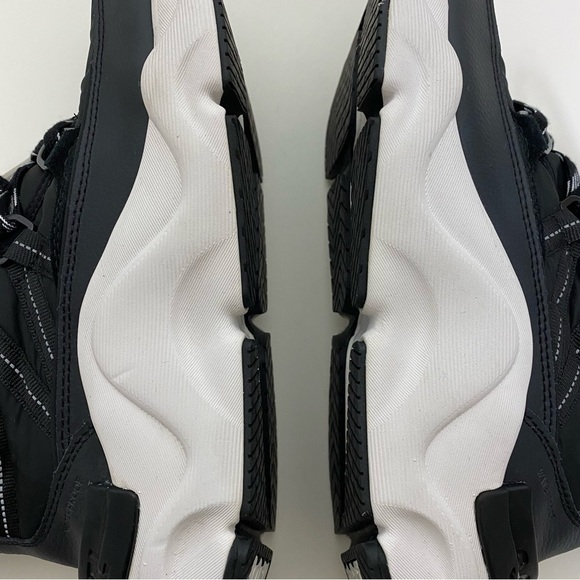 New! Sorel Kinetic RNEGD Conquest Winter Shoe Boot Black - Picture 7 of 9